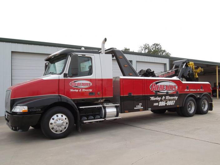 We can handle any problem from the passenger car to a major semi tractor trailer accident. We have the equipment, personnel, and the experience to do the job.